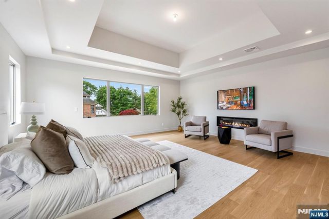 144 Demarest Avenue, Englewood Cliffs, NJ 07632