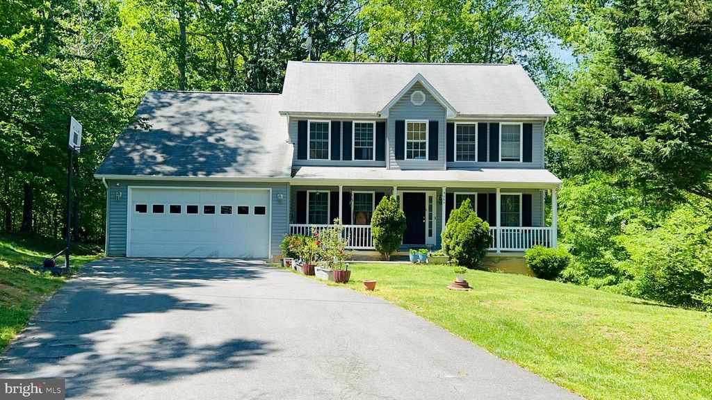 9064 DALLAS CT, King George, VA 22485