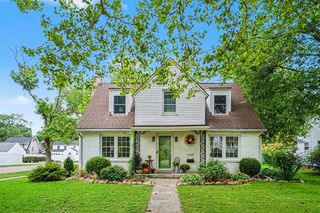 1205 Cambridge Drive, Kalamazoo, MI 49001