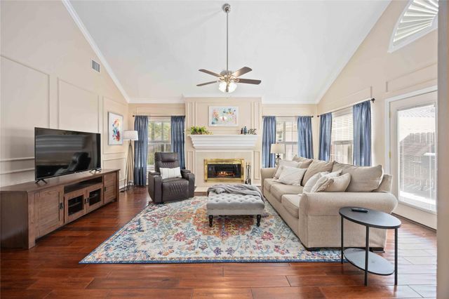 4022 Quiet Glade Court, Houston, TX 77345
