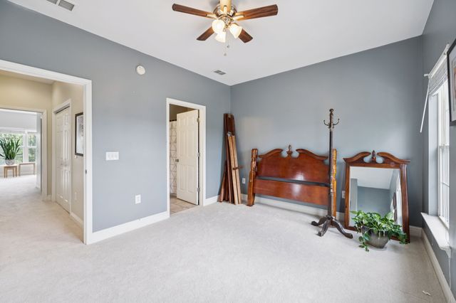 2123 Gold Valley Dr, Murfreesboro, TN 37130