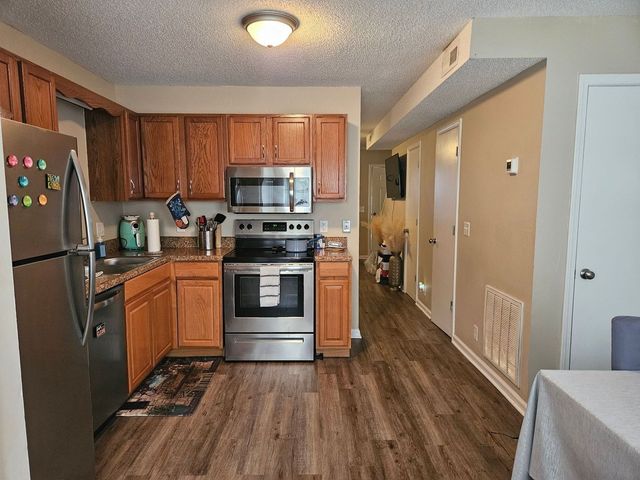 2451 W Wilson Rd Apt 1, Clarksville, TN 37043