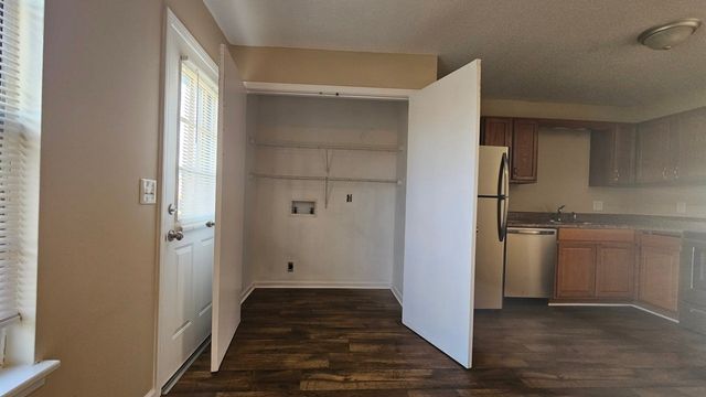 2451 W Wilson Rd Apt 1, Clarksville, TN 37043