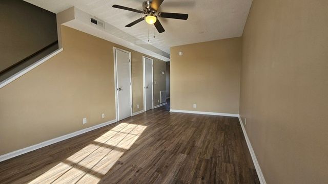 2451 W Wilson Rd Apt 1, Clarksville, TN 37043