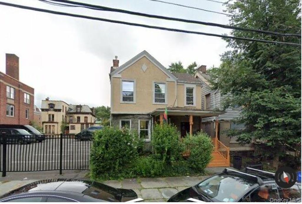 142 Chambers Street, Newburgh, NY 12550