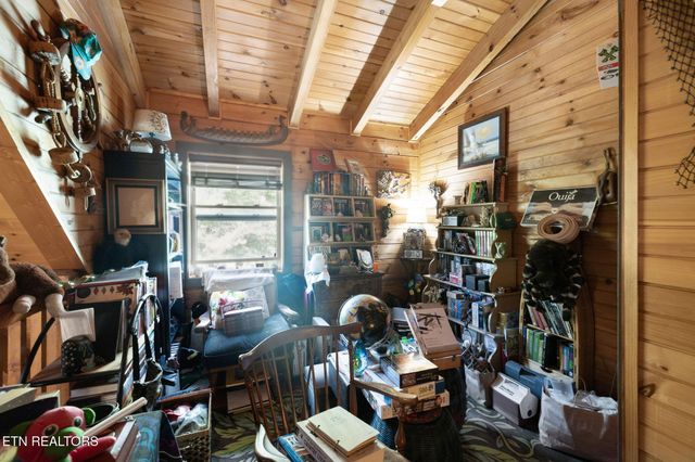 1029 Smithfield Rd, Tellico Plains, TN 37385