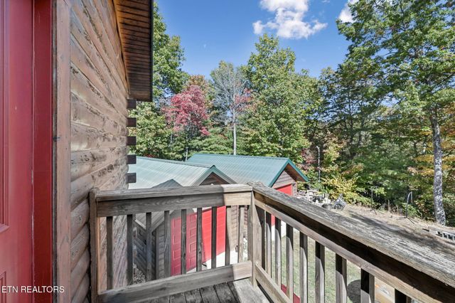 1029 Smithfield Rd, Tellico Plains, TN 37385
