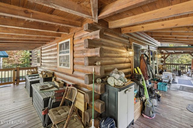 1029 Smithfield Rd, Tellico Plains, TN 37385