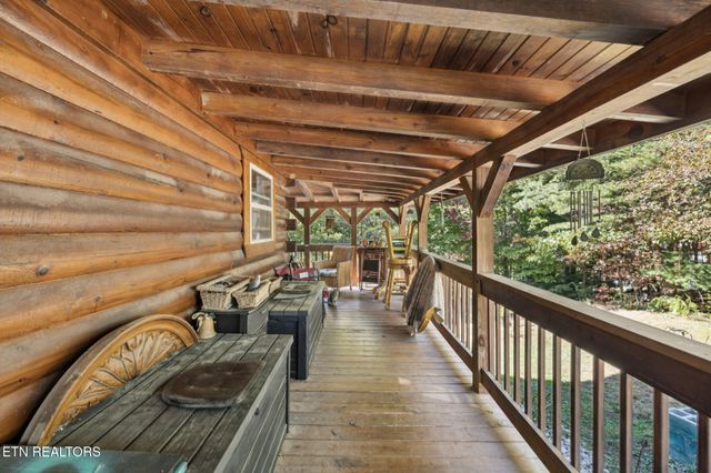 1029 Smithfield Rd, Tellico Plains, TN 37385