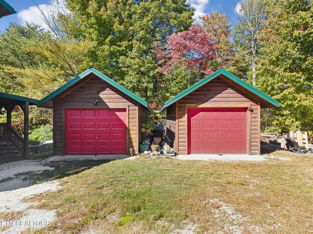 1029 Smithfield Rd, Tellico Plains, TN 37385