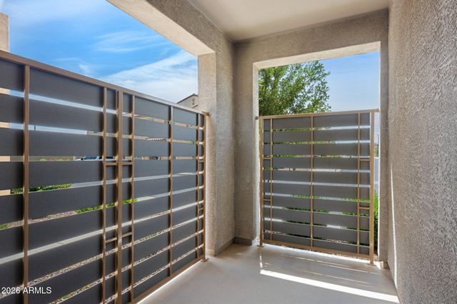 760 E DORAL Avenue 101, Gilbert, AZ 85297
