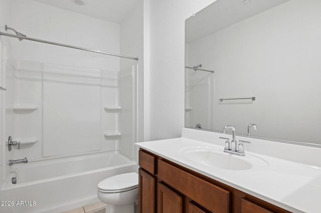 760 E DORAL Avenue 101, Gilbert, AZ 85297