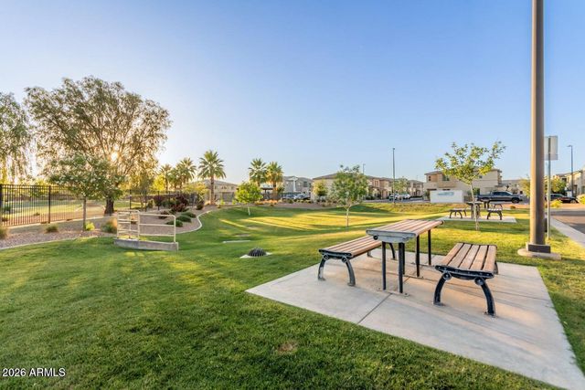 760 E DORAL Avenue 101, Gilbert, AZ 85297