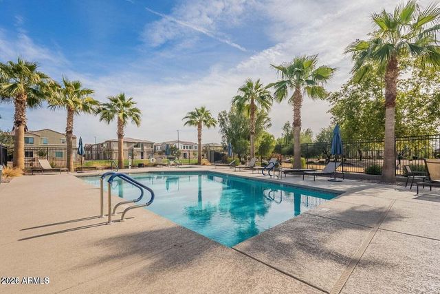 760 E DORAL Avenue 101, Gilbert, AZ 85297