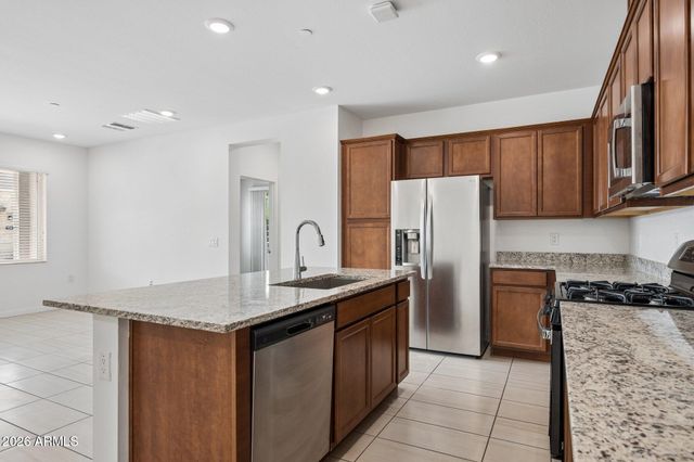 760 E DORAL Avenue 101, Gilbert, AZ 85297