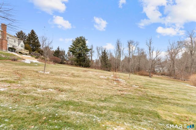 84 Munson Road, Middlebury, CT 06762