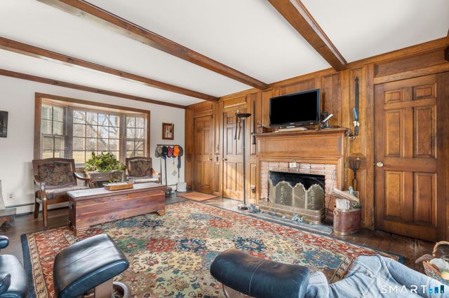 84 Munson Road, Middlebury, CT 06762