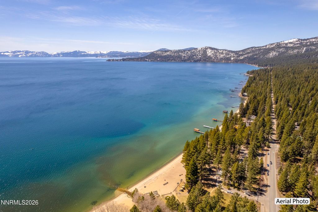 Image 15 of property listing at 930 Fairway Park Drive 26, Incline Village, NV 89451