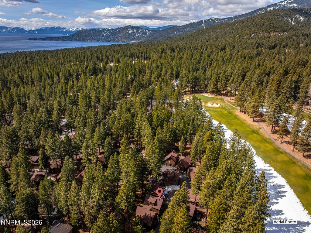 Image 17 of property listing at 930 Fairway Park Drive 26, Incline Village, NV 89451