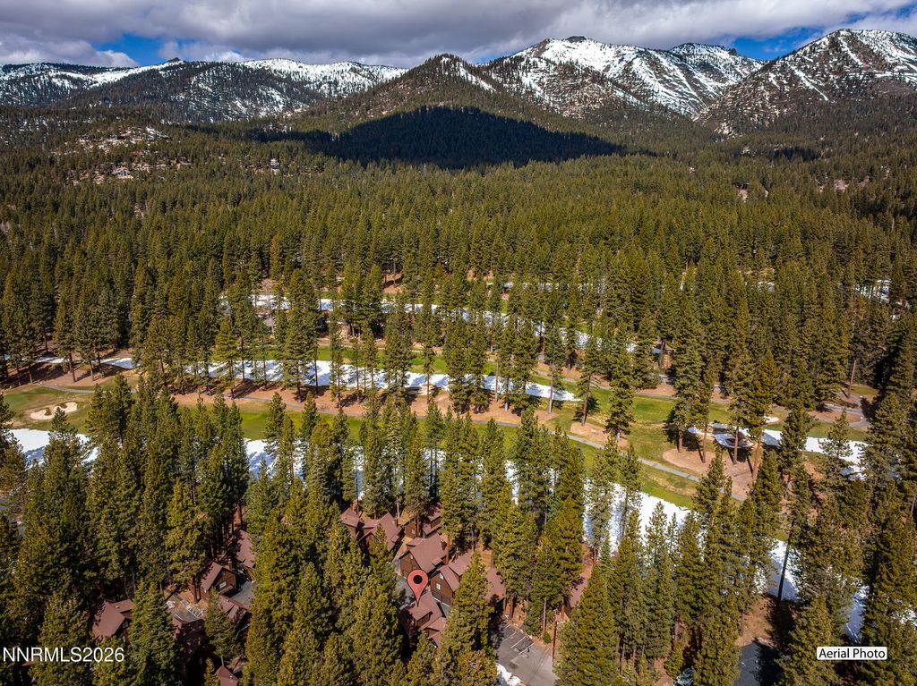 Image 18 of property listing at 930 Fairway Park Drive 26, Incline Village, NV 89451