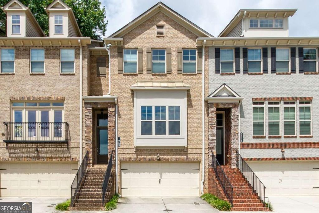 1953 Townsend Court NE, Atlanta, GA 30329