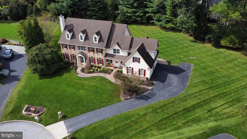 111 INDIAN SPRINGS DR, Media, PA 19063 — photo 4