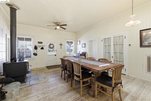 18445 Oak St, Tuolumne, CA 95379