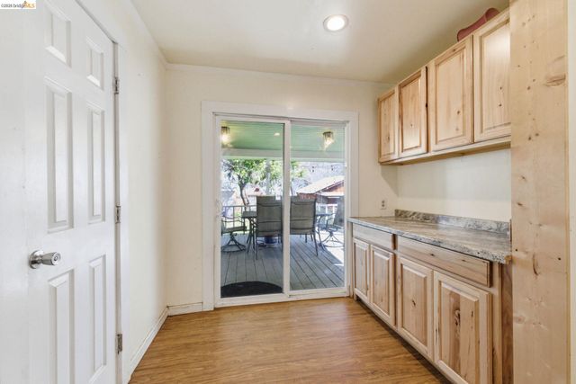 18445 Oak St, Tuolumne, CA 95379