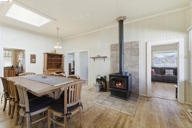 18445 Oak St, Tuolumne, CA 95379