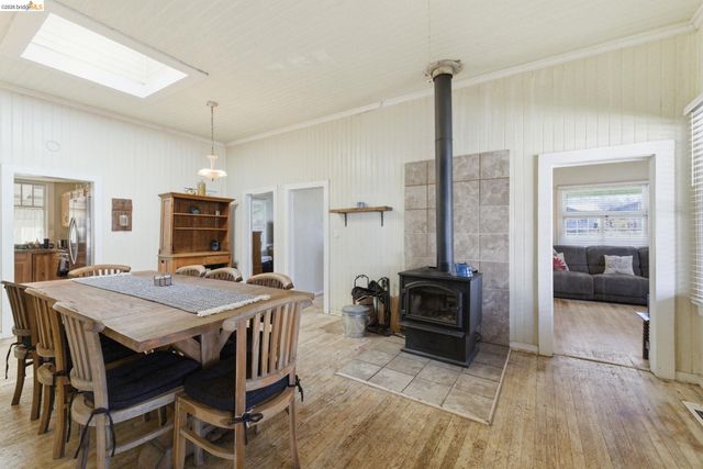 18445 Oak St, Tuolumne, CA 95379