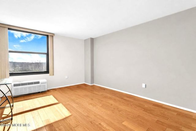 1 Scenic Drive 511, Highlands, NJ 07732