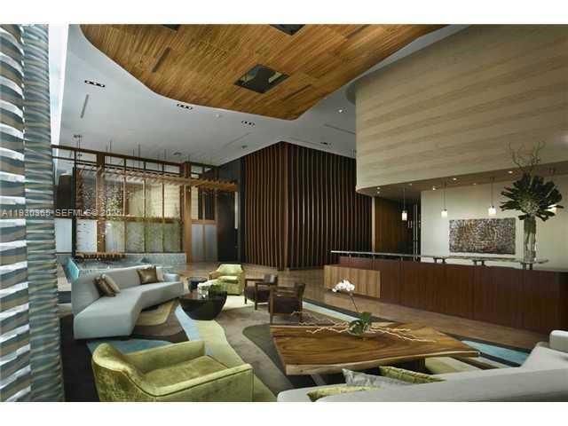 50 Biscayne Blvd 4105, Miami, FL 33132