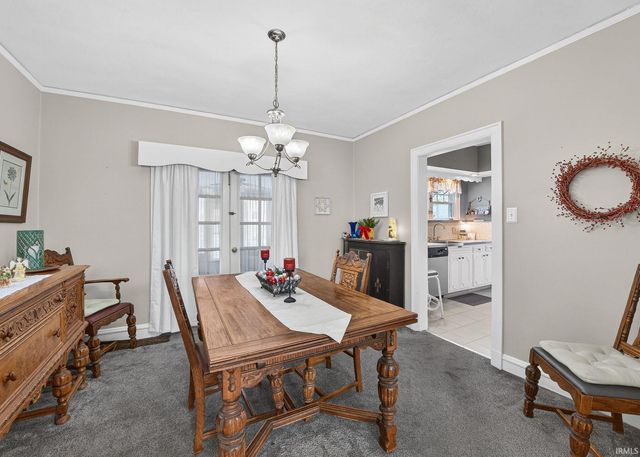 1721 E Madison Street, South Bend, IN 46617