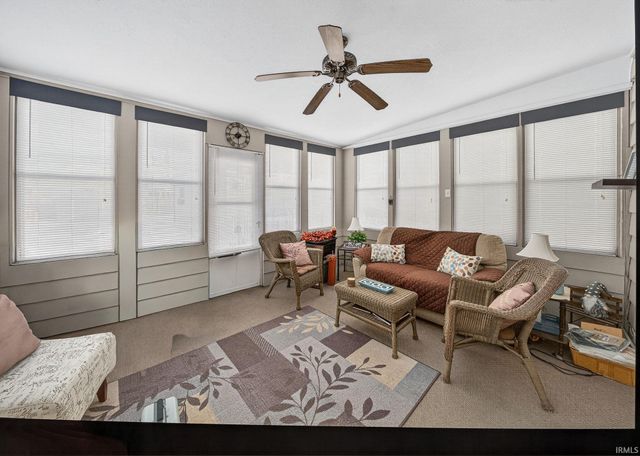 1721 E Madison Street, South Bend, IN 46617