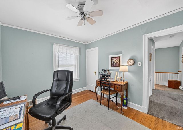 1721 E Madison Street, South Bend, IN 46617