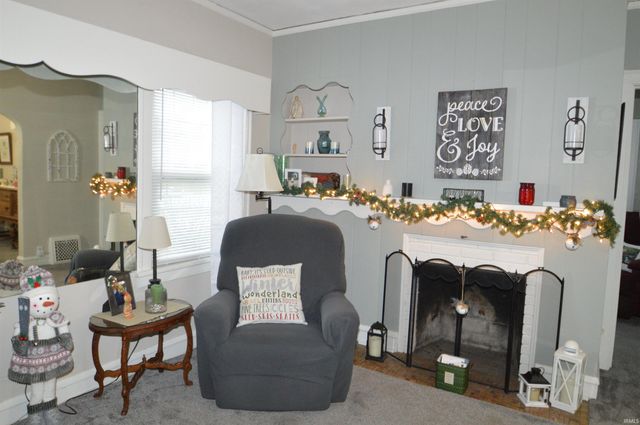 1721 E Madison Street, South Bend, IN 46617