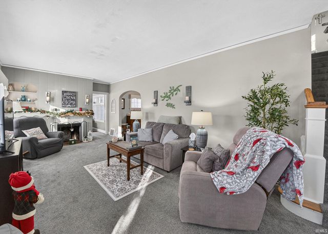 1721 E Madison Street, South Bend, IN 46617