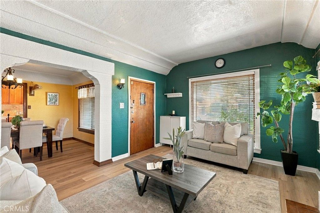 2390 Oregon, Long Beach, CA 90806 — exterior