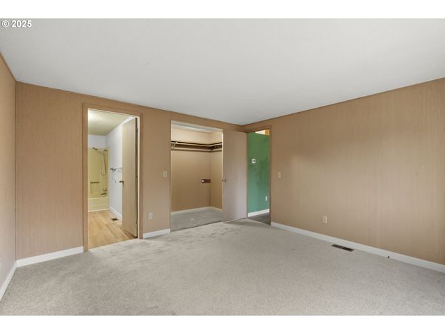 1672 Pritchett Pl, Cottage Grove, OR 97424