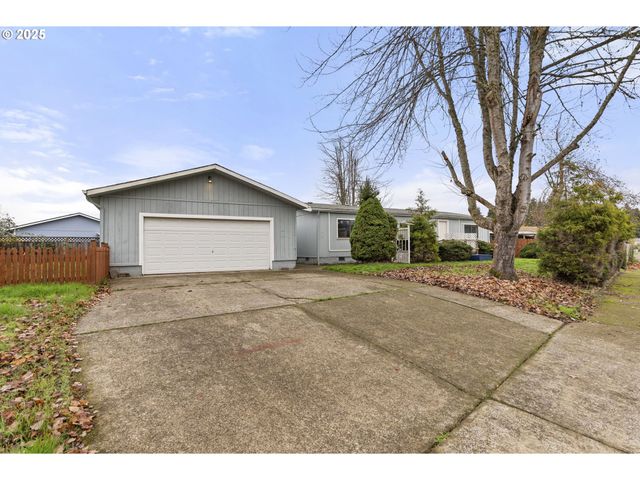 1672 Pritchett Pl, Cottage Grove, OR 97424