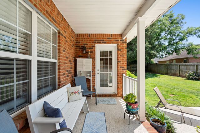 228 Comer Circle, Murfreesboro, TN 37128