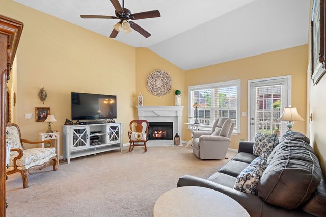 228 Comer Circle, Murfreesboro, TN 37128