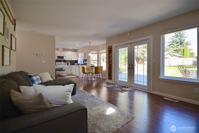 1718 Redwood Place SE, Olympia, WA 98501