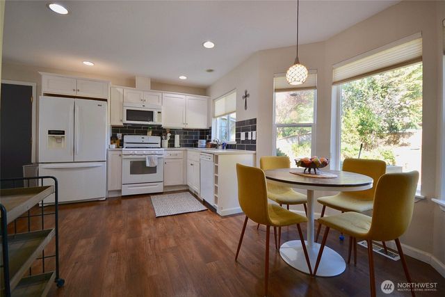 1718 Redwood Place SE, Olympia, WA 98501