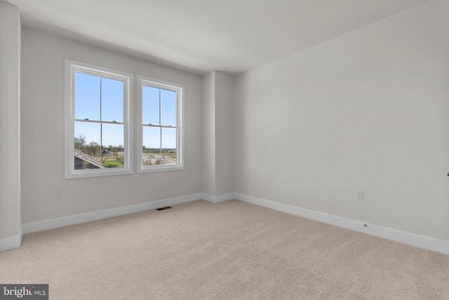 44510 LOWESTOFT SQ, Ashburn, VA 20147