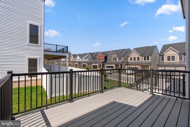 44510 LOWESTOFT SQ, Ashburn, VA 20147