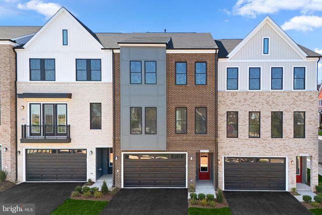 44510 LOWESTOFT SQ, Ashburn, VA 20147