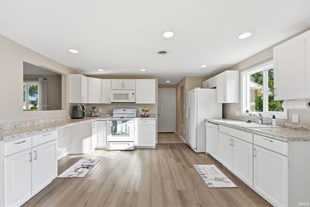 1303 Ludwig Park Drive, Fort Wayne, IN 46825