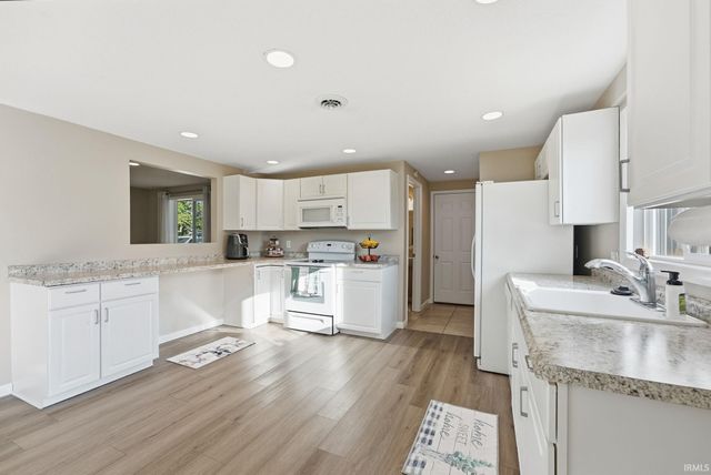 1303 Ludwig Park Drive, Fort Wayne, IN 46825