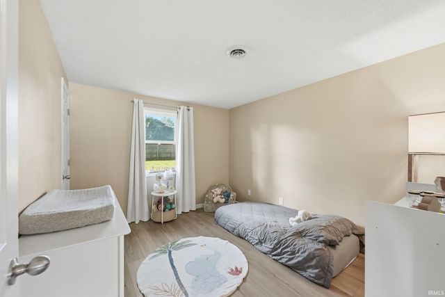 1303 Ludwig Park Drive, Fort Wayne, IN 46825